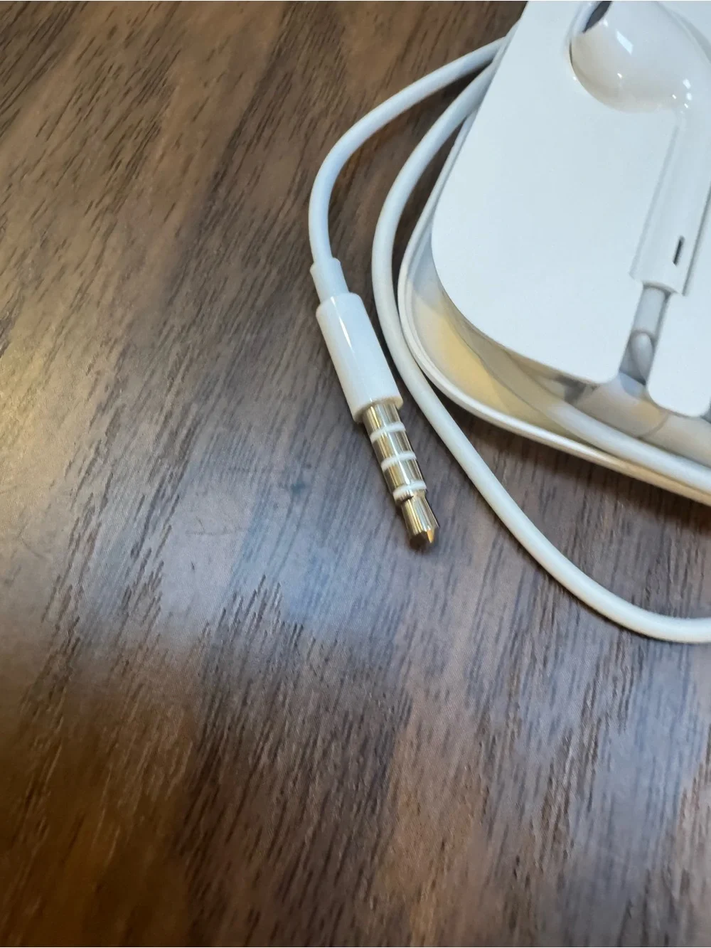 Apple White Wired Earbuds